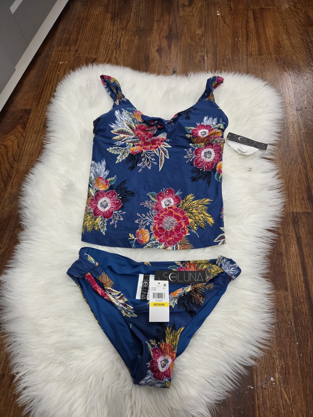 Soluna Set swimsuit Womens Size M. 2 pieces